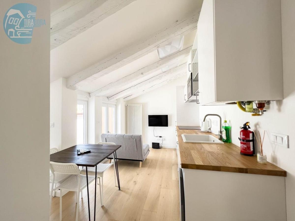 Apartament Corridoni 4C Tirabora Short Rent Triest Zewnętrze zdjęcie