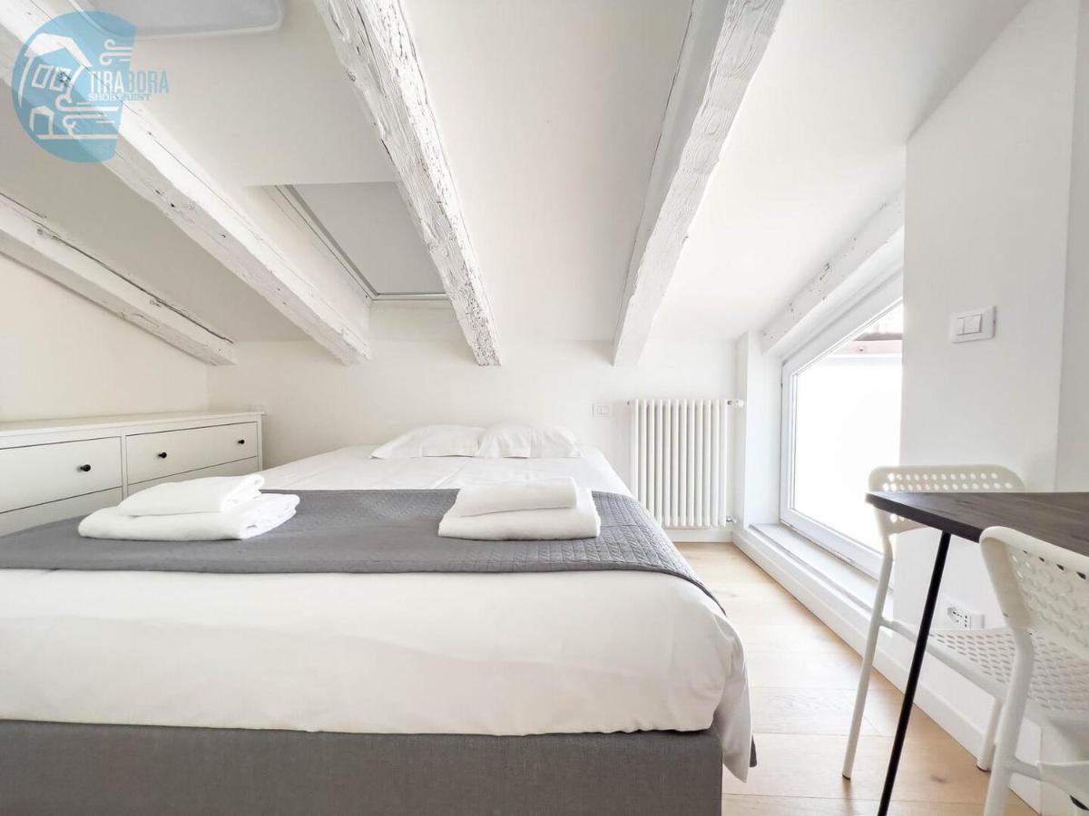 Apartament Corridoni 4C Tirabora Short Rent Triest Zewnętrze zdjęcie