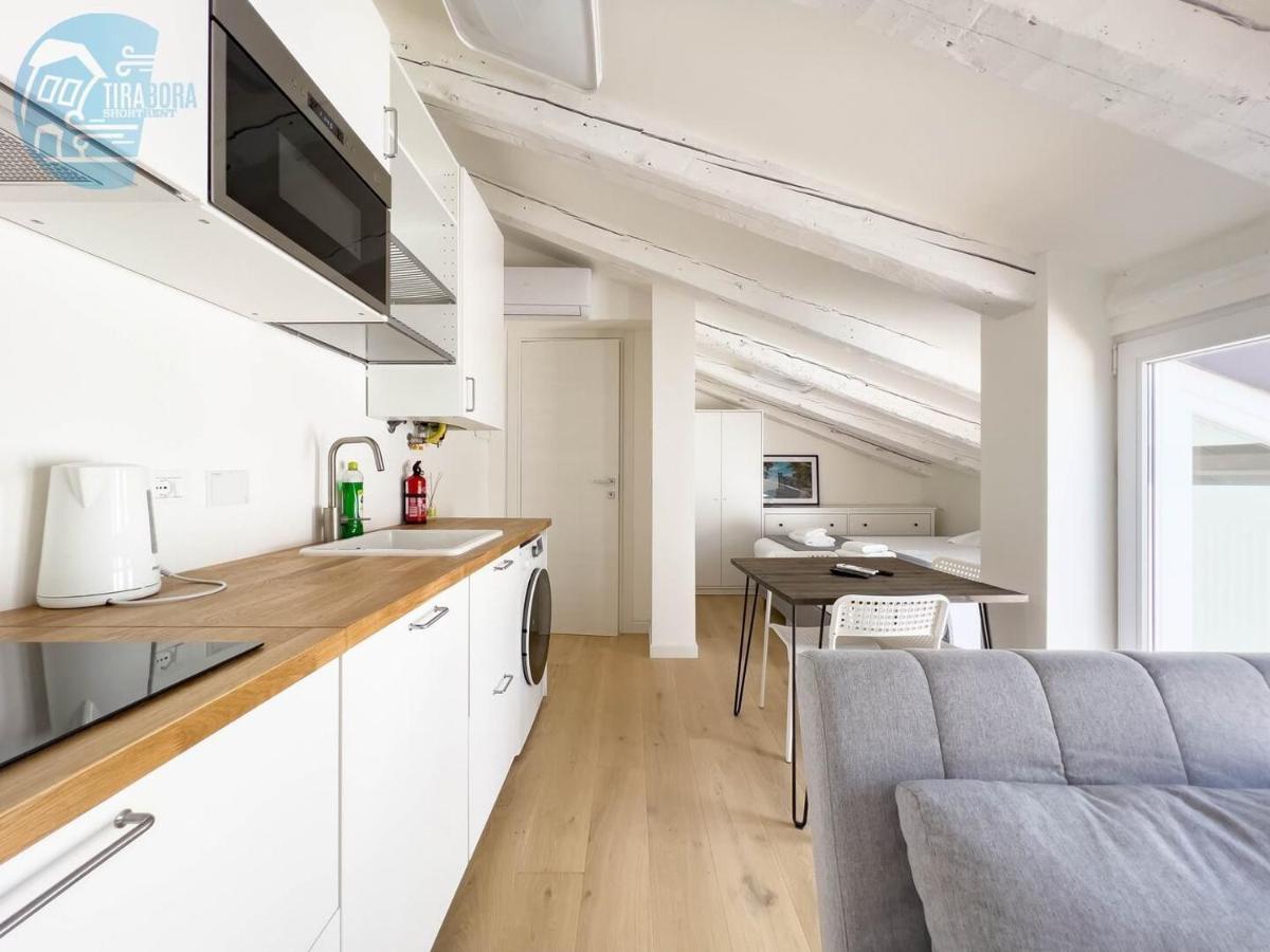 Apartament Corridoni 4C Tirabora Short Rent Triest Zewnętrze zdjęcie
