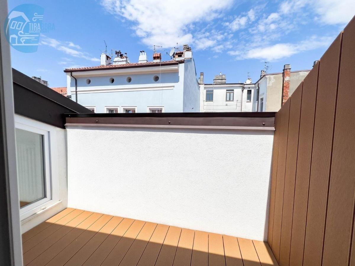 Apartament Corridoni 4C Tirabora Short Rent Triest Zewnętrze zdjęcie