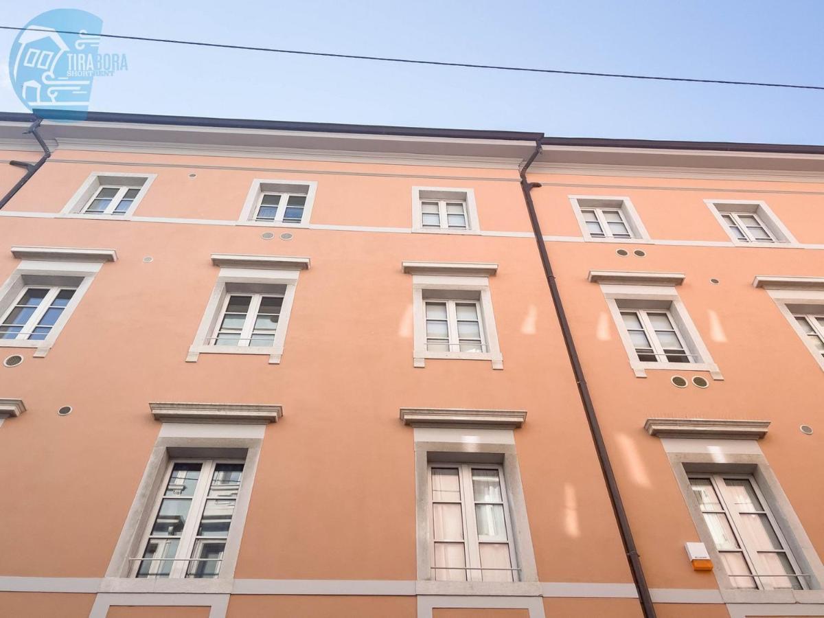 Apartament Corridoni 4C Tirabora Short Rent Triest Zewnętrze zdjęcie