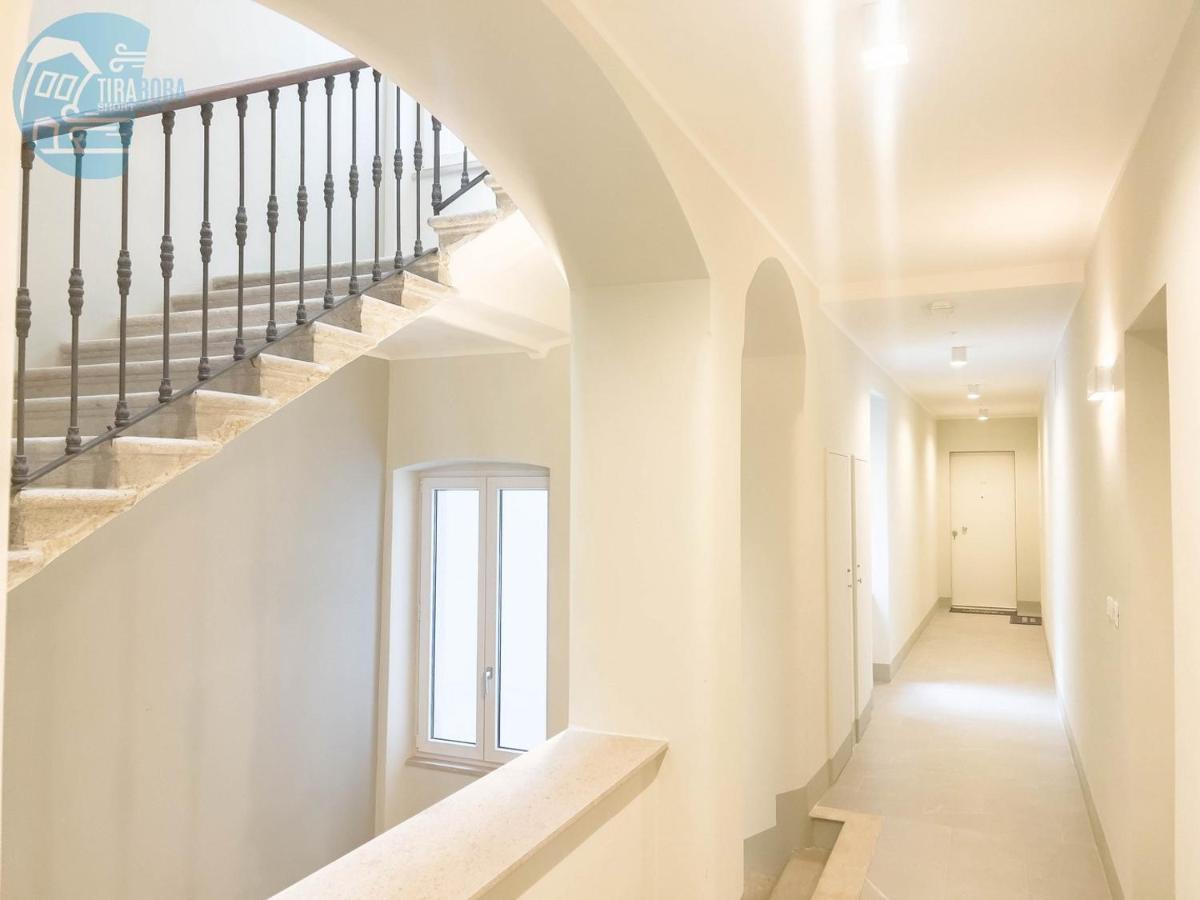 Apartament Corridoni 4C Tirabora Short Rent Triest Zewnętrze zdjęcie
